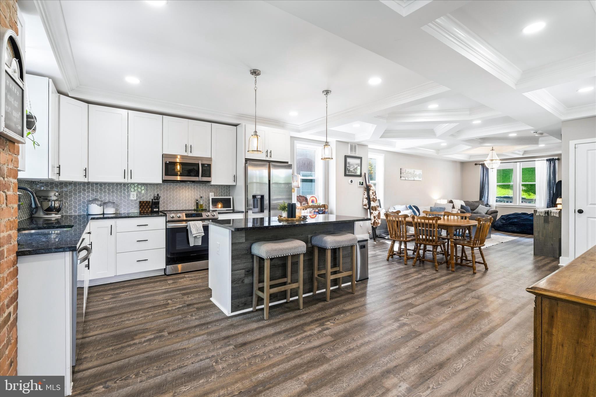 MOUNT WASHINGTON - Residential