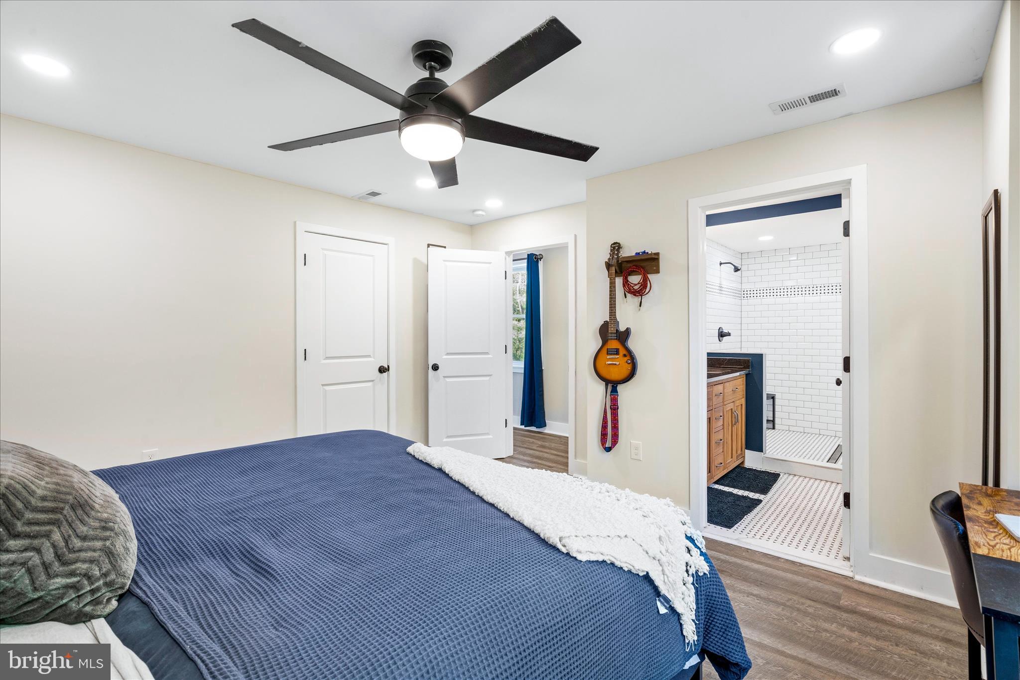 MOUNT WASHINGTON - Residential