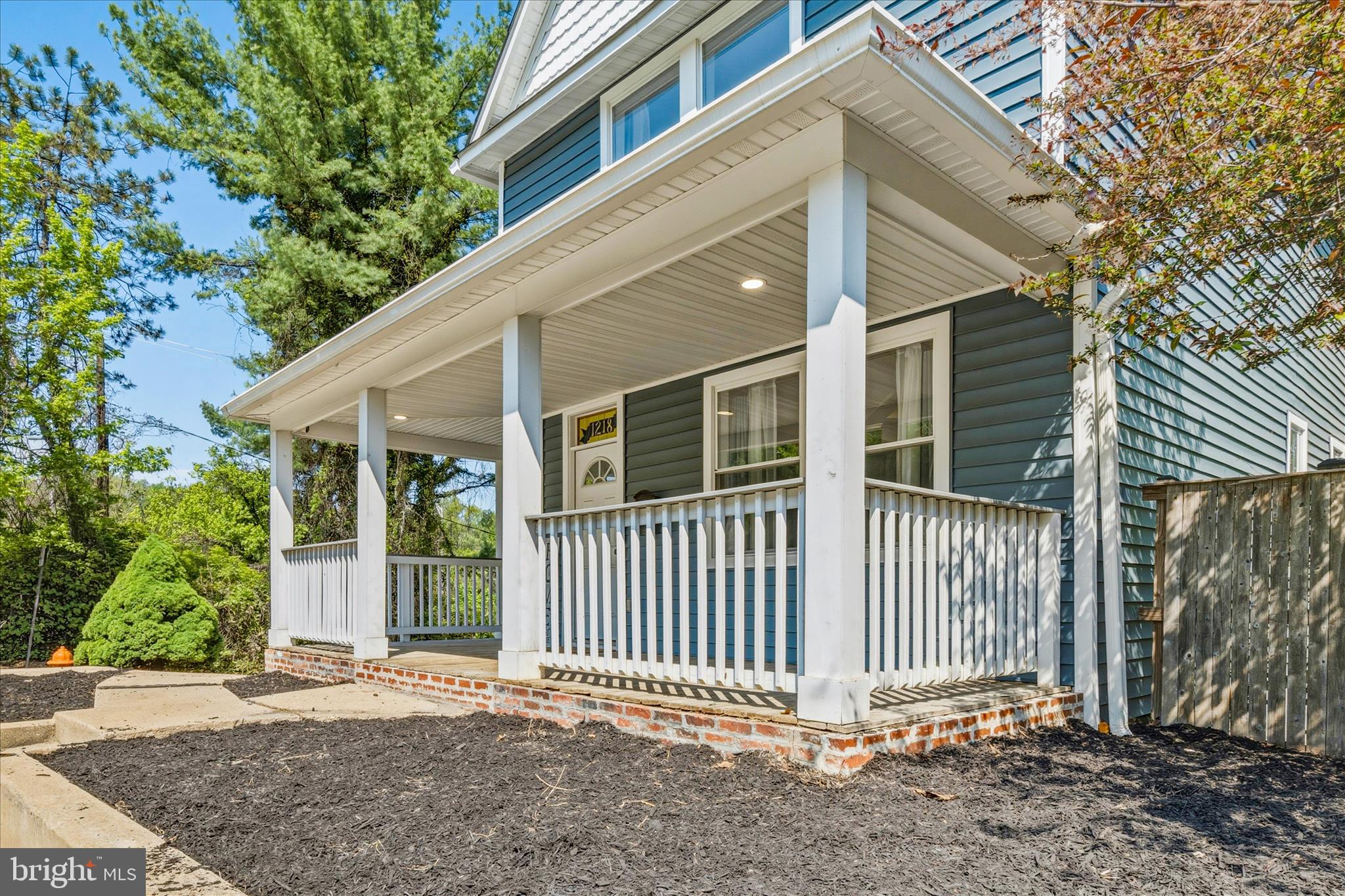 MOUNT WASHINGTON - Residential