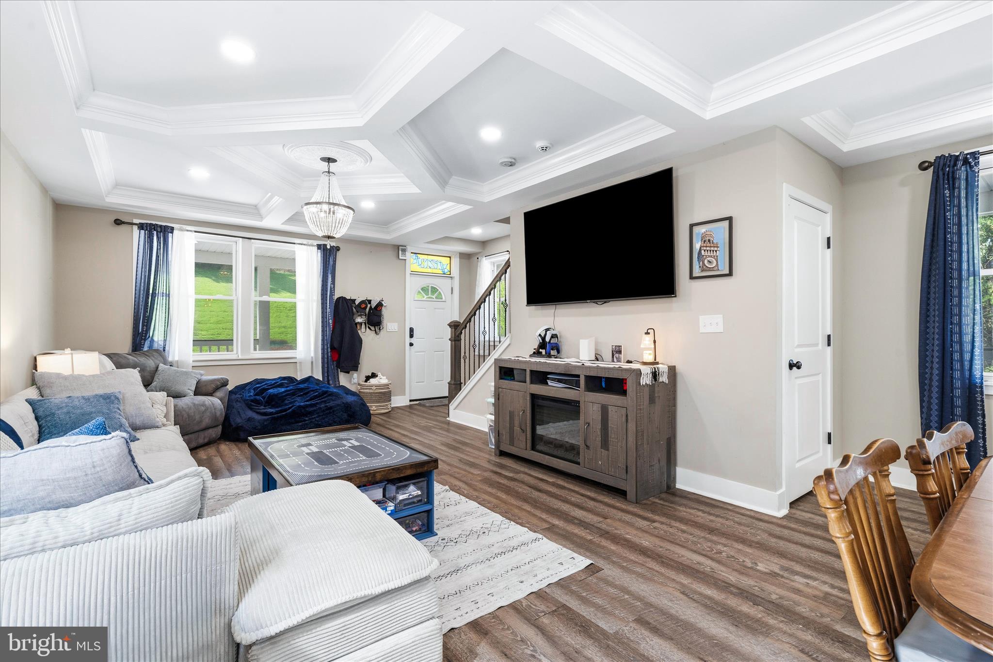 MOUNT WASHINGTON - Residential