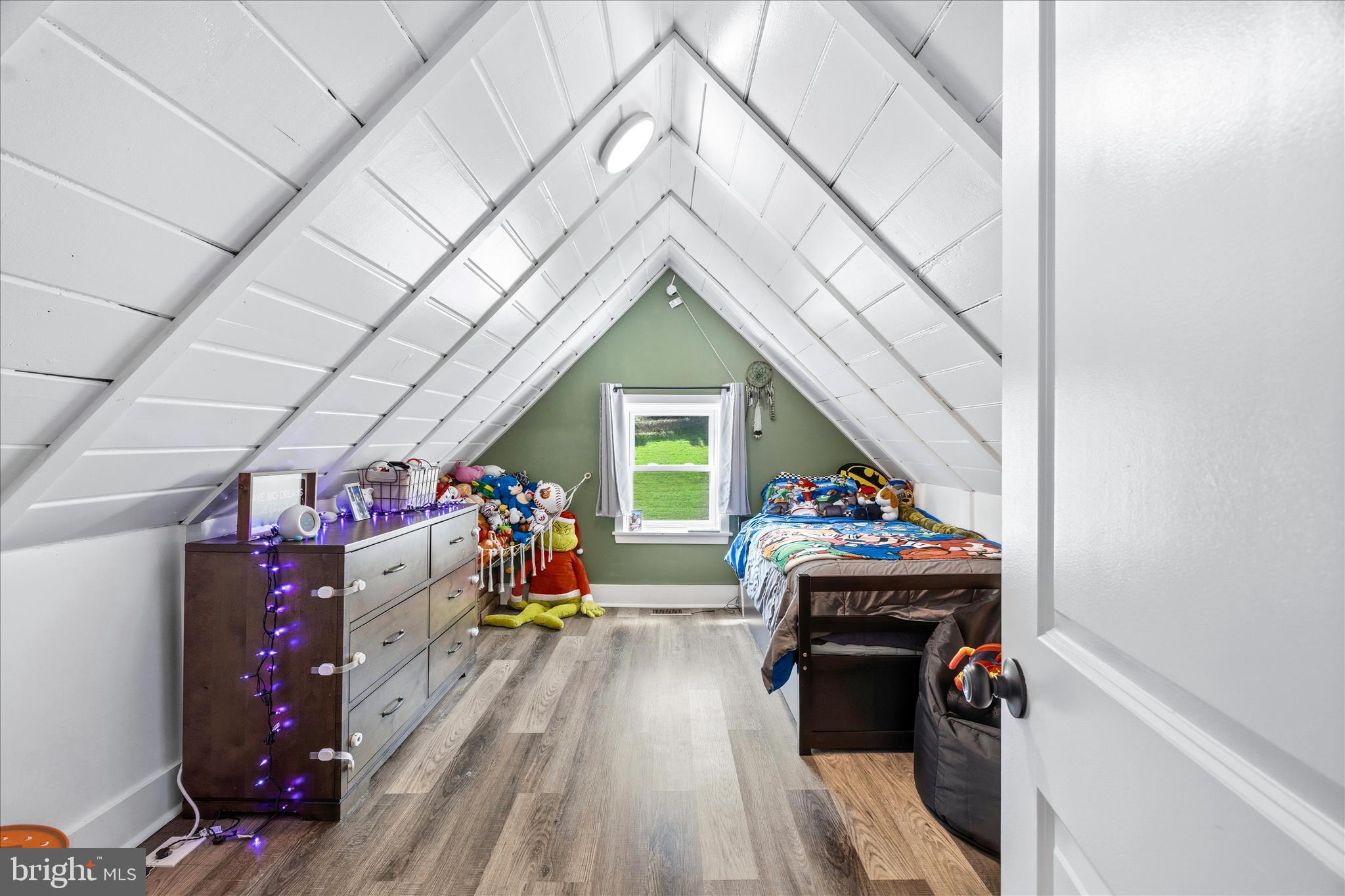 MOUNT WASHINGTON - Residential