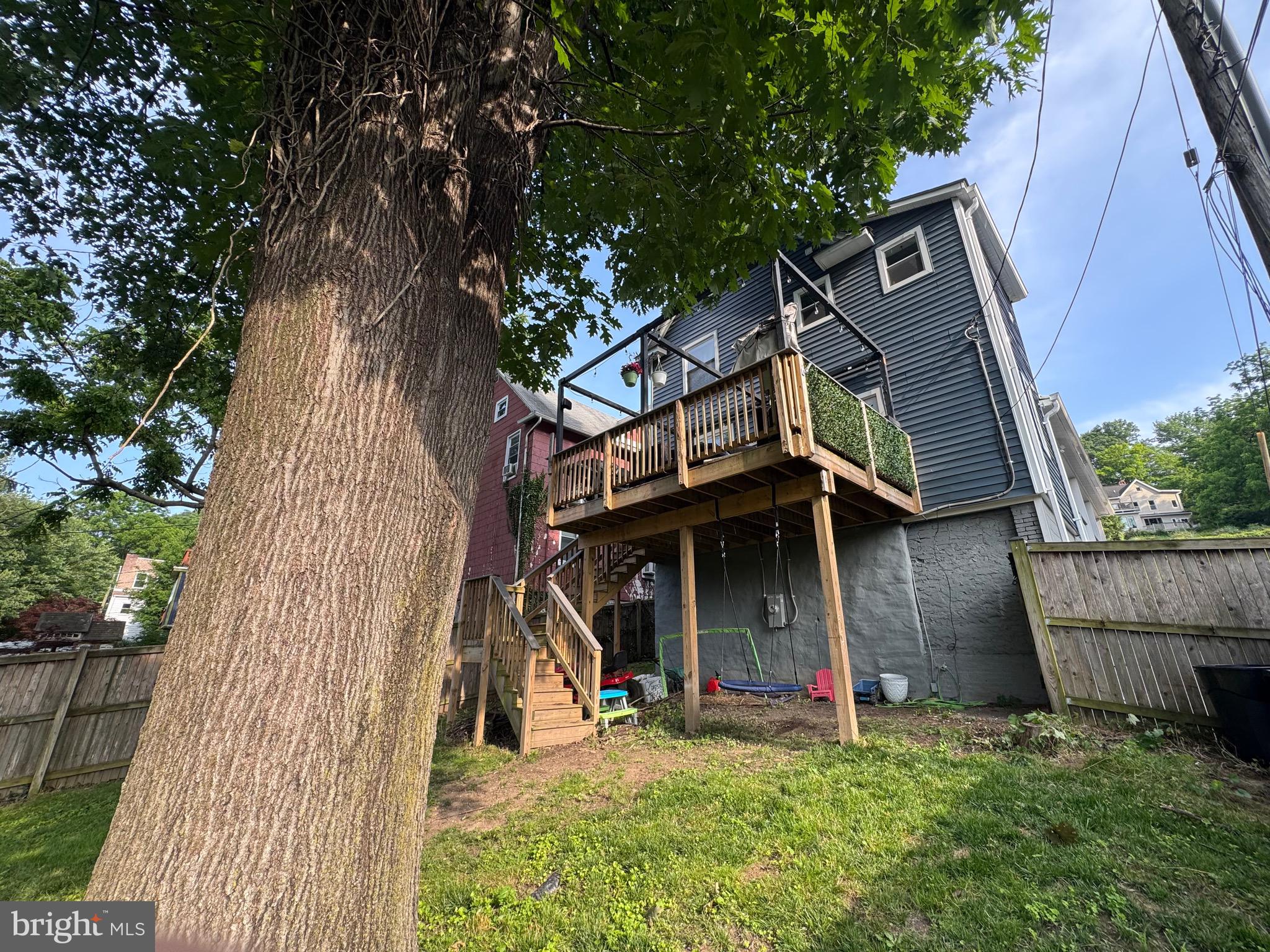 MOUNT WASHINGTON - Residential