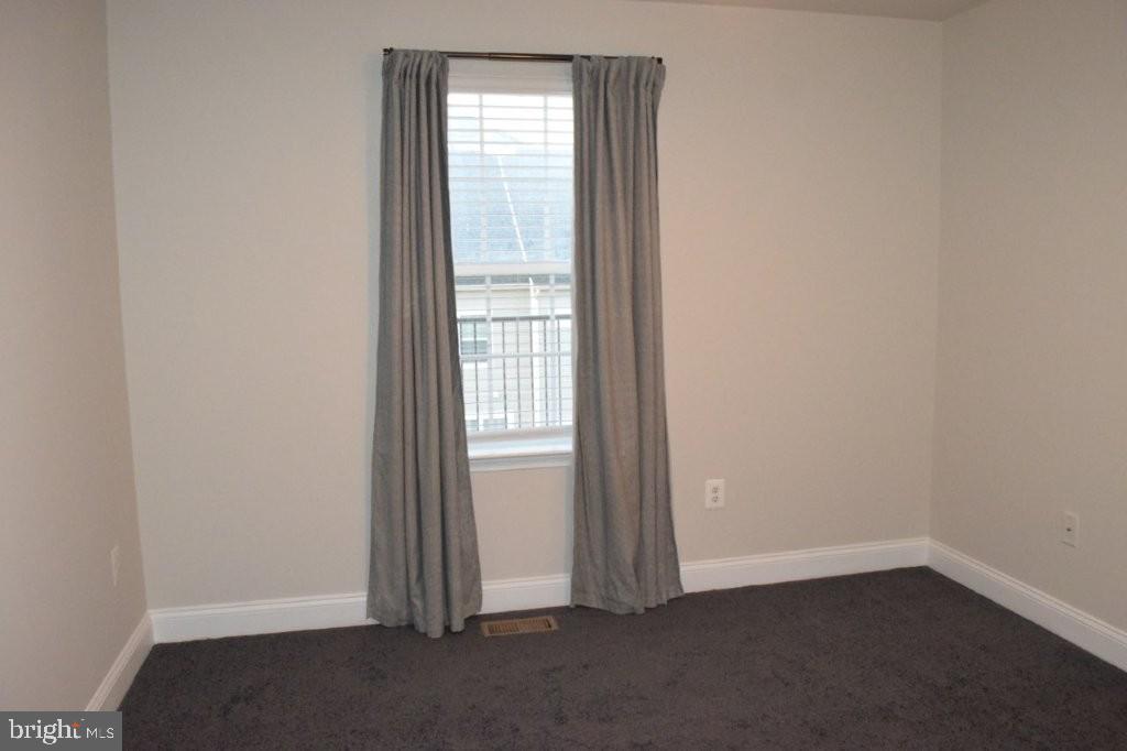 OXFORD SQUARE - Residential