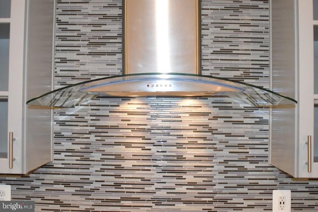 OXFORD SQUARE - Residential