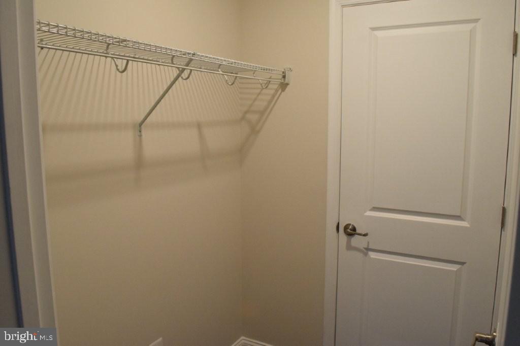 OXFORD SQUARE - Residential