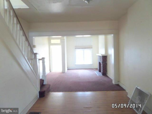 COLLINGTON SQUARE - Residential