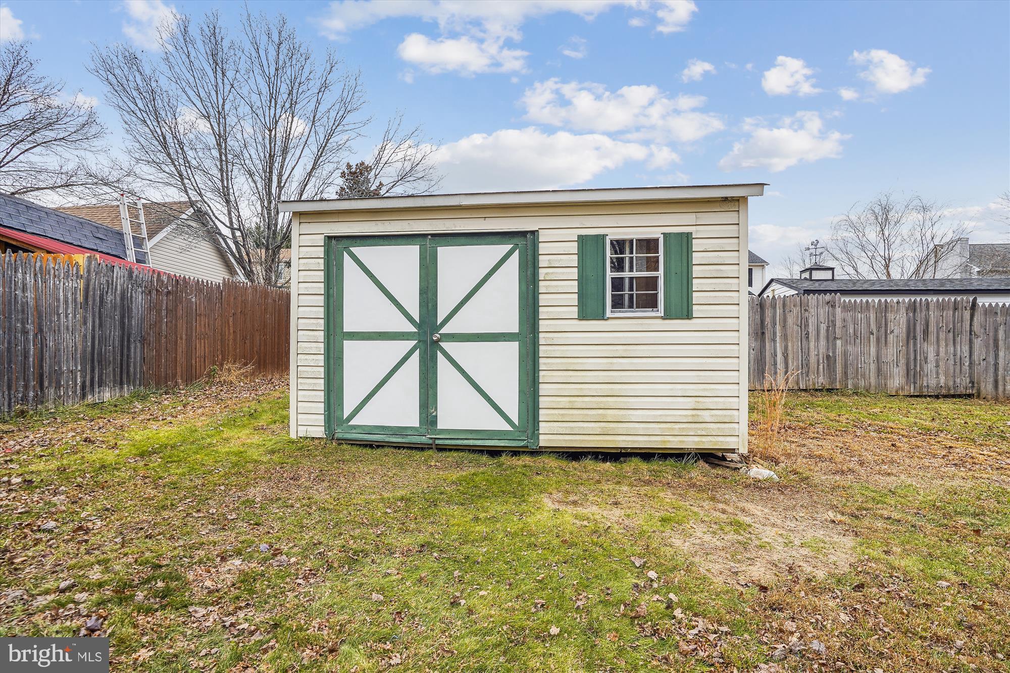 DALE CITY - Residential Lease