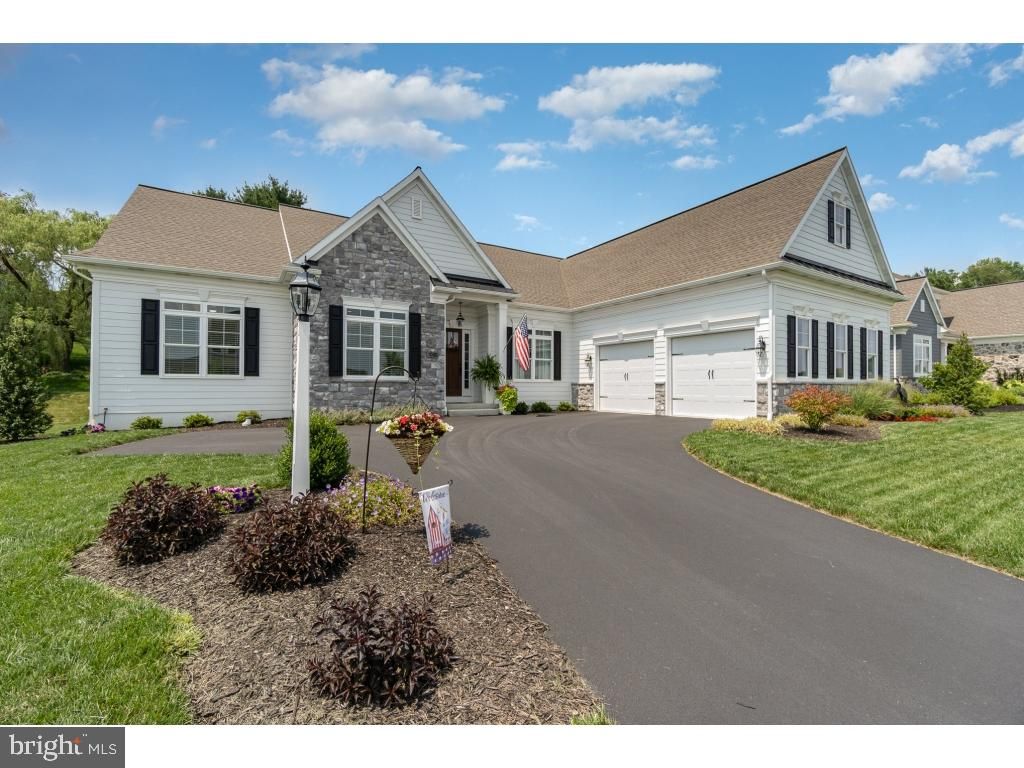 Photo of 1053 LITITZ BEND DR, LITITZ, PA 17543 (MLS # PALA2037796)