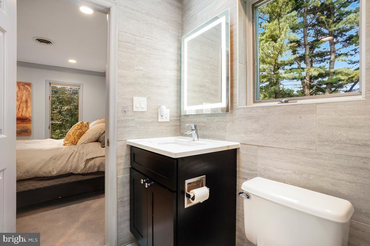 DARNESTOWN OUTSIDE - Residential