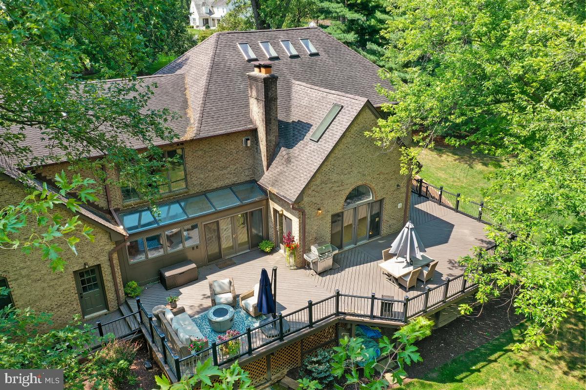 DARNESTOWN OUTSIDE - Residential