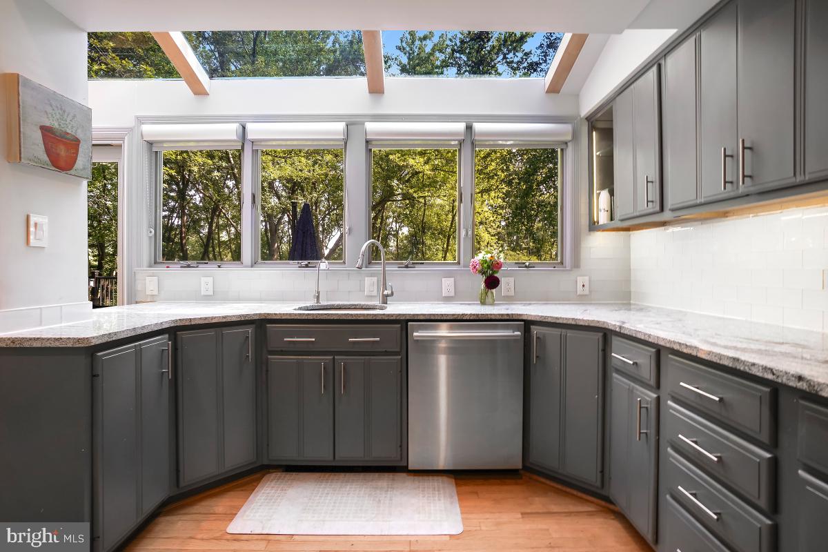 DARNESTOWN OUTSIDE - Residential