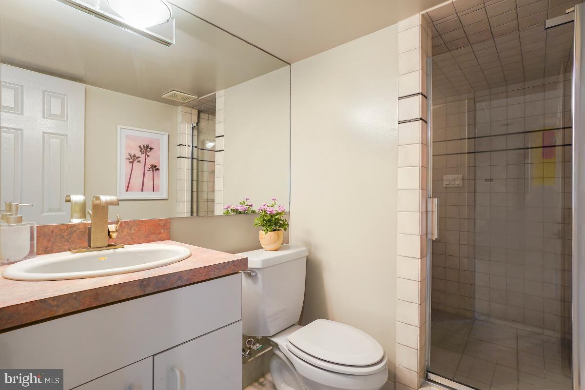 DARNESTOWN OUTSIDE - Residential