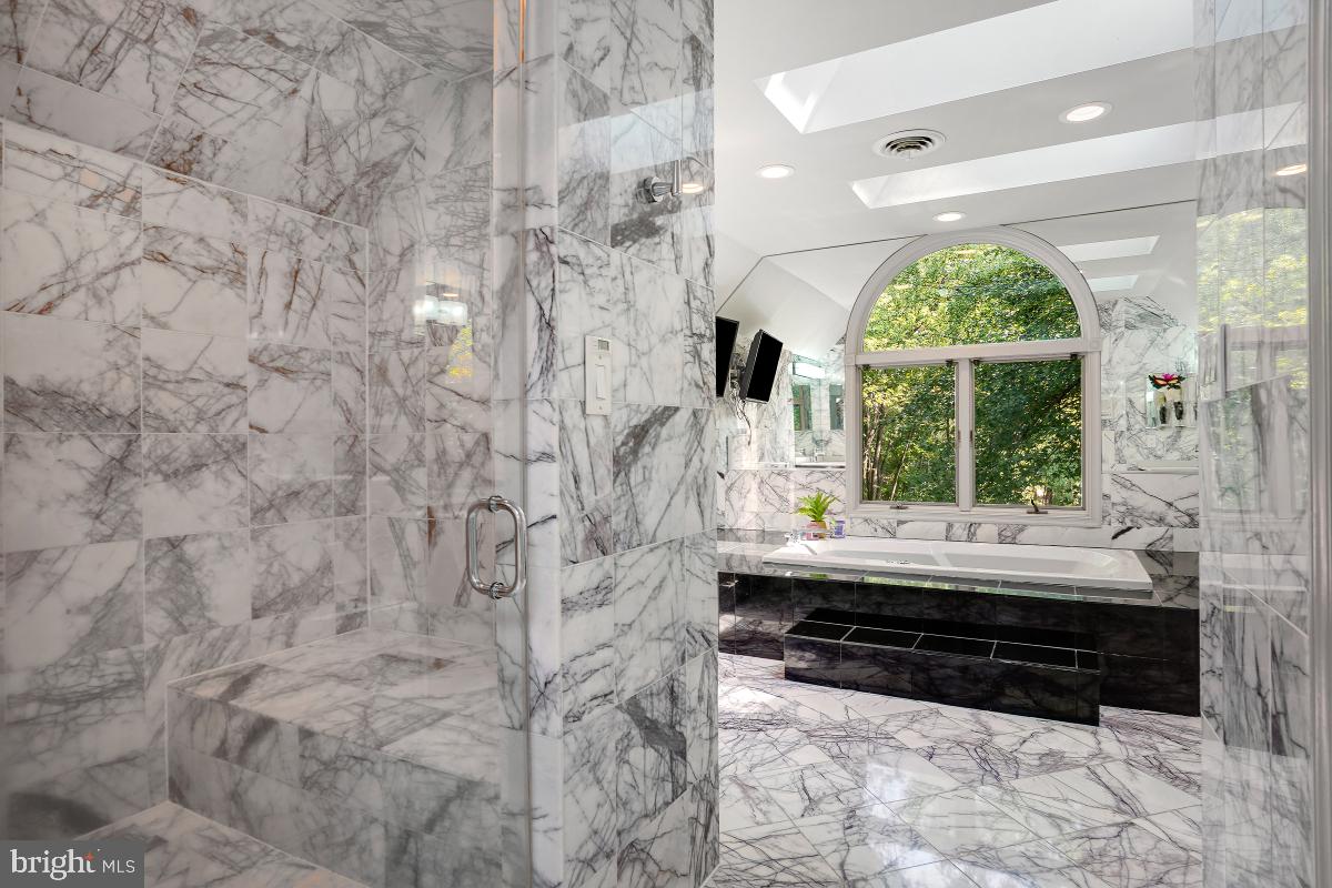 DARNESTOWN OUTSIDE - Residential