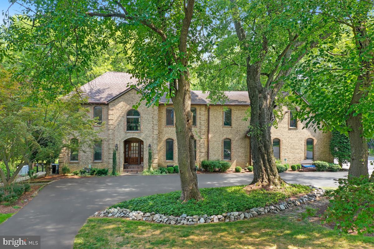 DARNESTOWN OUTSIDE - Residential