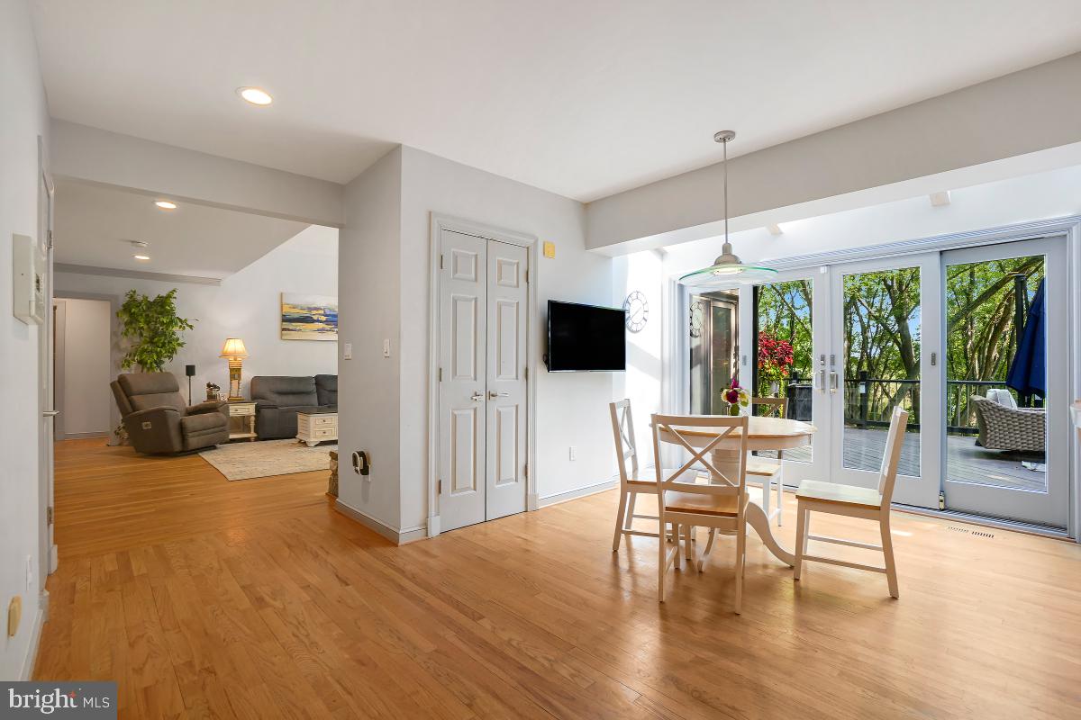 DARNESTOWN OUTSIDE - Residential