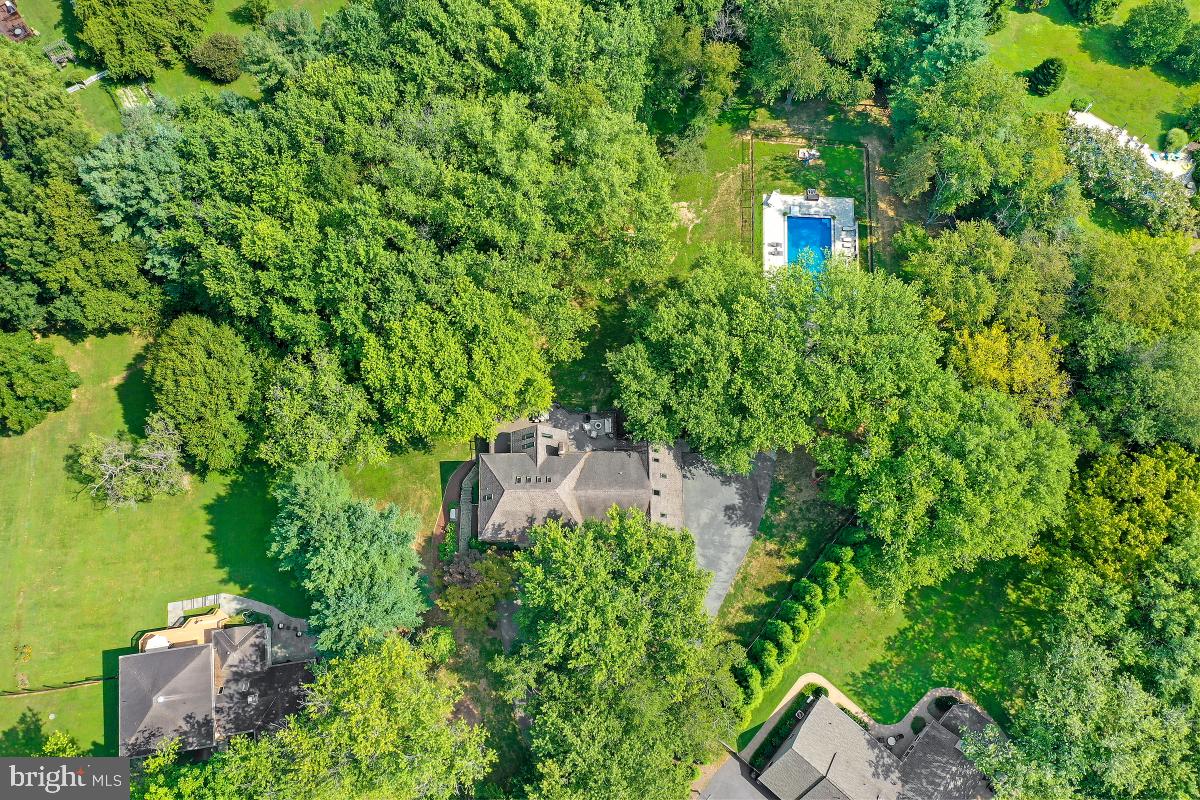 DARNESTOWN OUTSIDE - Residential