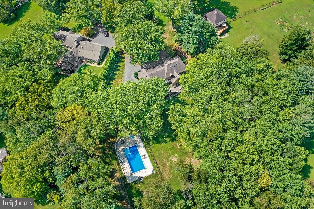 DARNESTOWN OUTSIDE - Residential