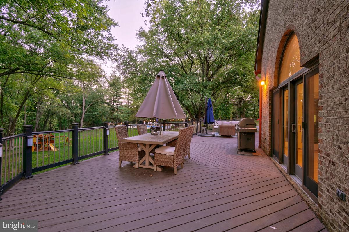 DARNESTOWN OUTSIDE - Residential