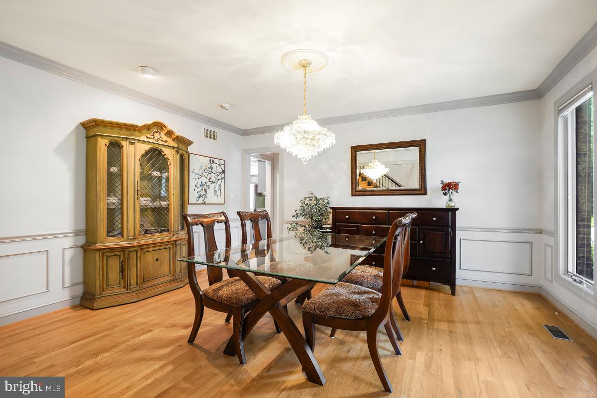 DARNESTOWN OUTSIDE - Residential