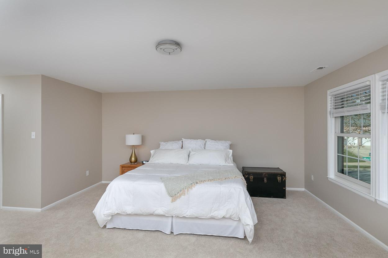 MAYFAIR - Residential