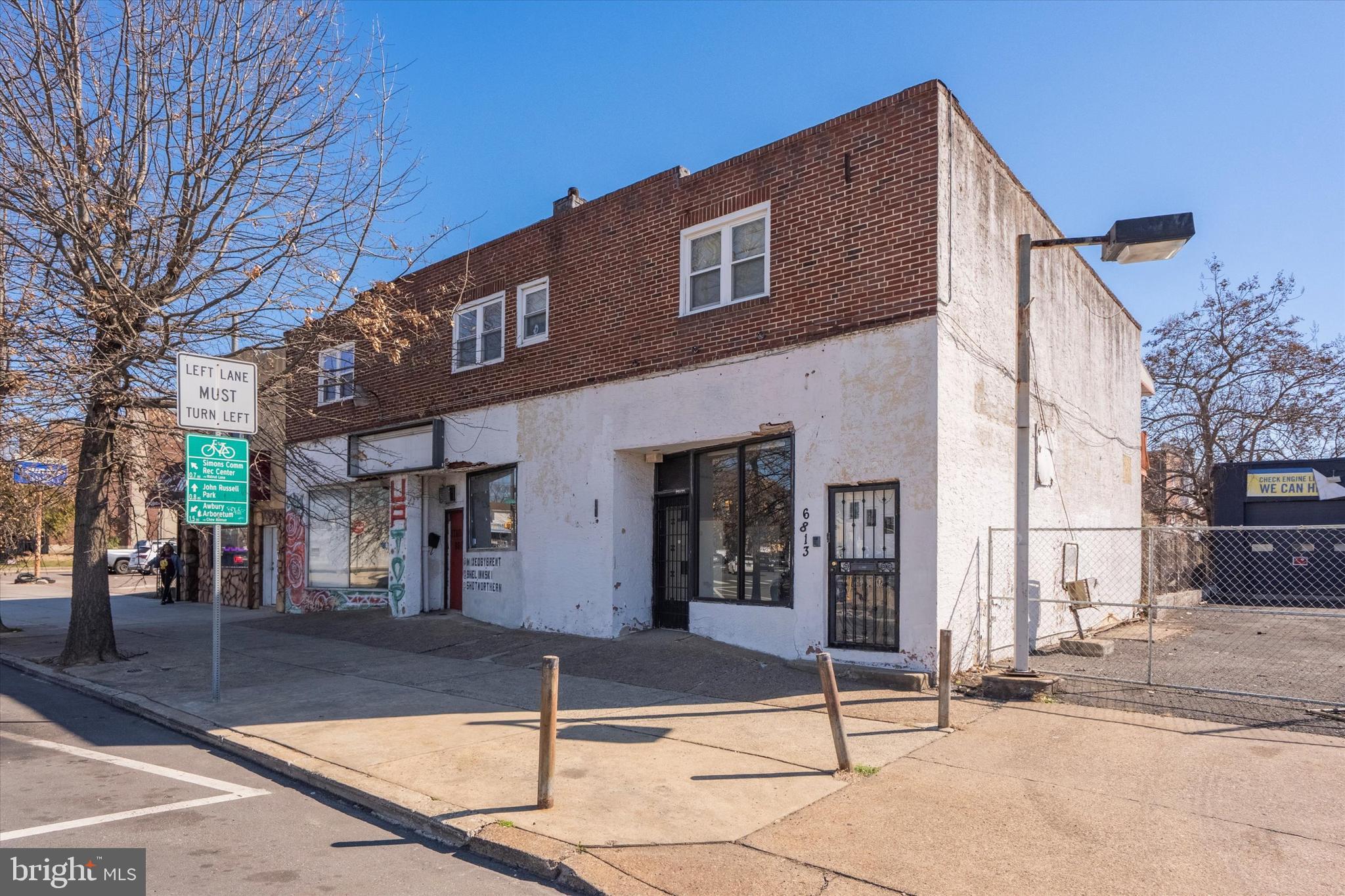This versatile mixed-use property in the heart of West Oak Lane offers the perfect blend of residential and commercial space. Featuring two 2-bedroom, 1-bath apartments upstairs and 3 commercial units currently split between a barbershop and two studio/retail spaces, it’s a great opportunity for an investor or business owner to make this vacant property whatever they want.
With 4,160 sq ft of space, this property offers strong income potential and a prime location with easy access to local shops, restaurants, and public transit. Whether you’re looking to keep it as-is and just freshen up or you are reimagining the space, the possibilities are endless.
Don’t miss out on this fantastic investment!