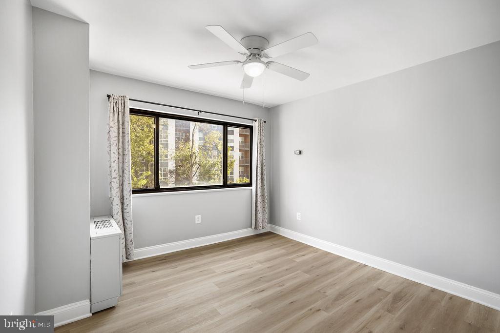 PINEWAY TOWERS - Residential