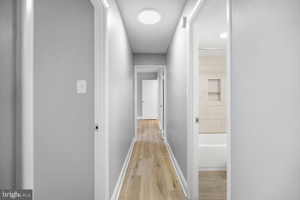 PINEWAY TOWERS - Residential