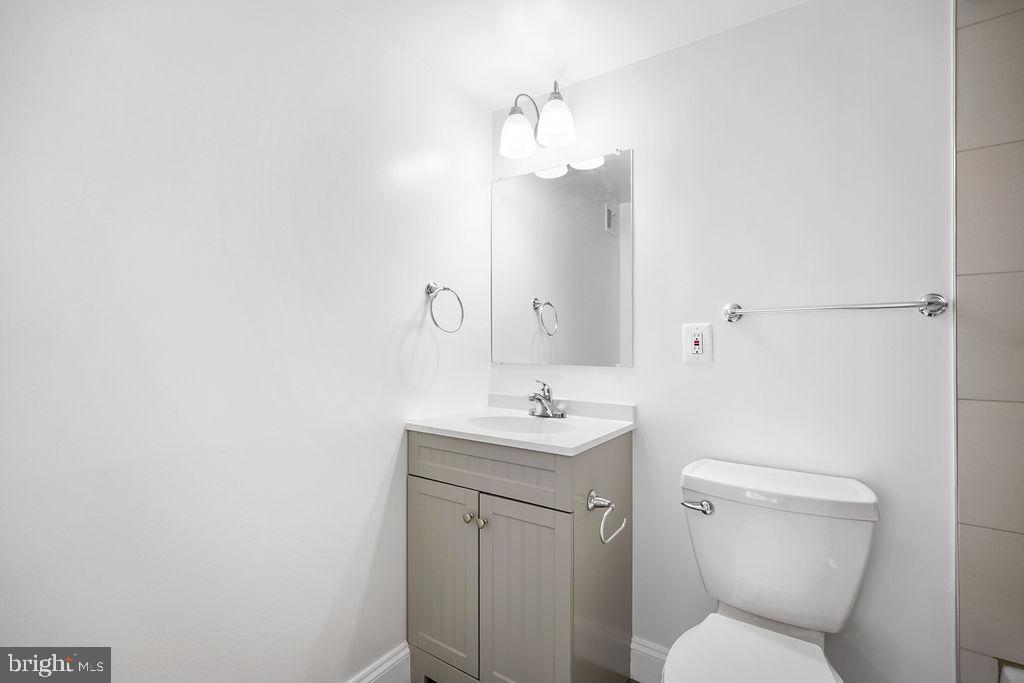 PINEWAY TOWERS - Residential