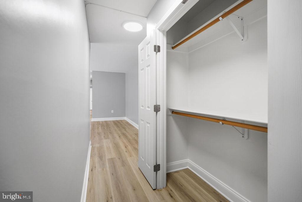 PINEWAY TOWERS - Residential