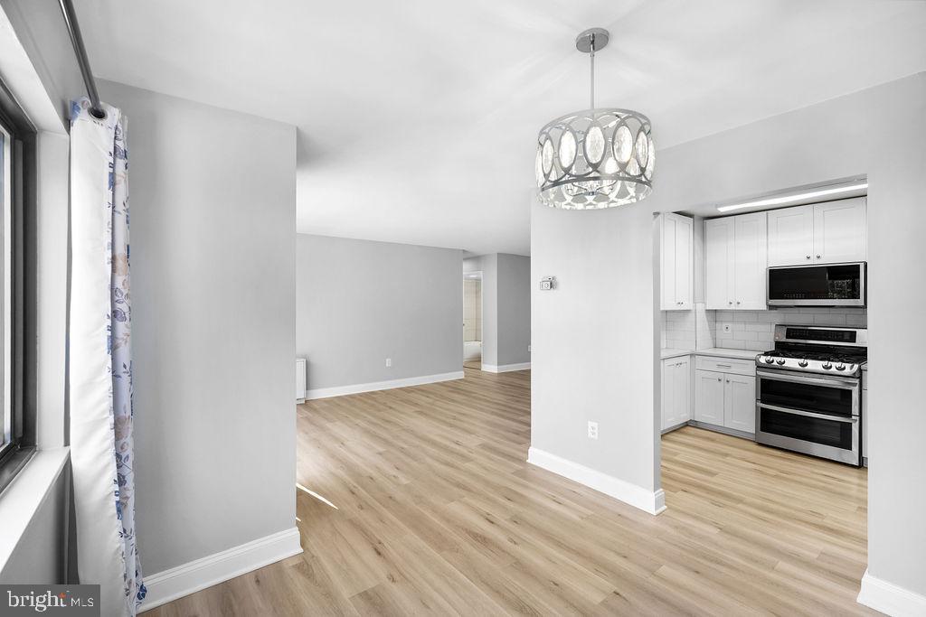 PINEWAY TOWERS - Residential