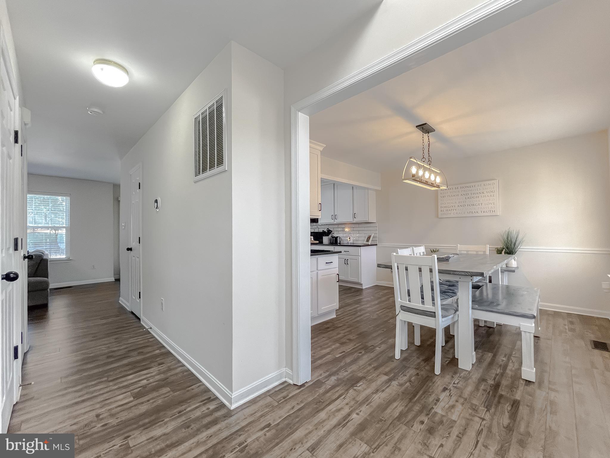 ORIOLE LANDING - Residential