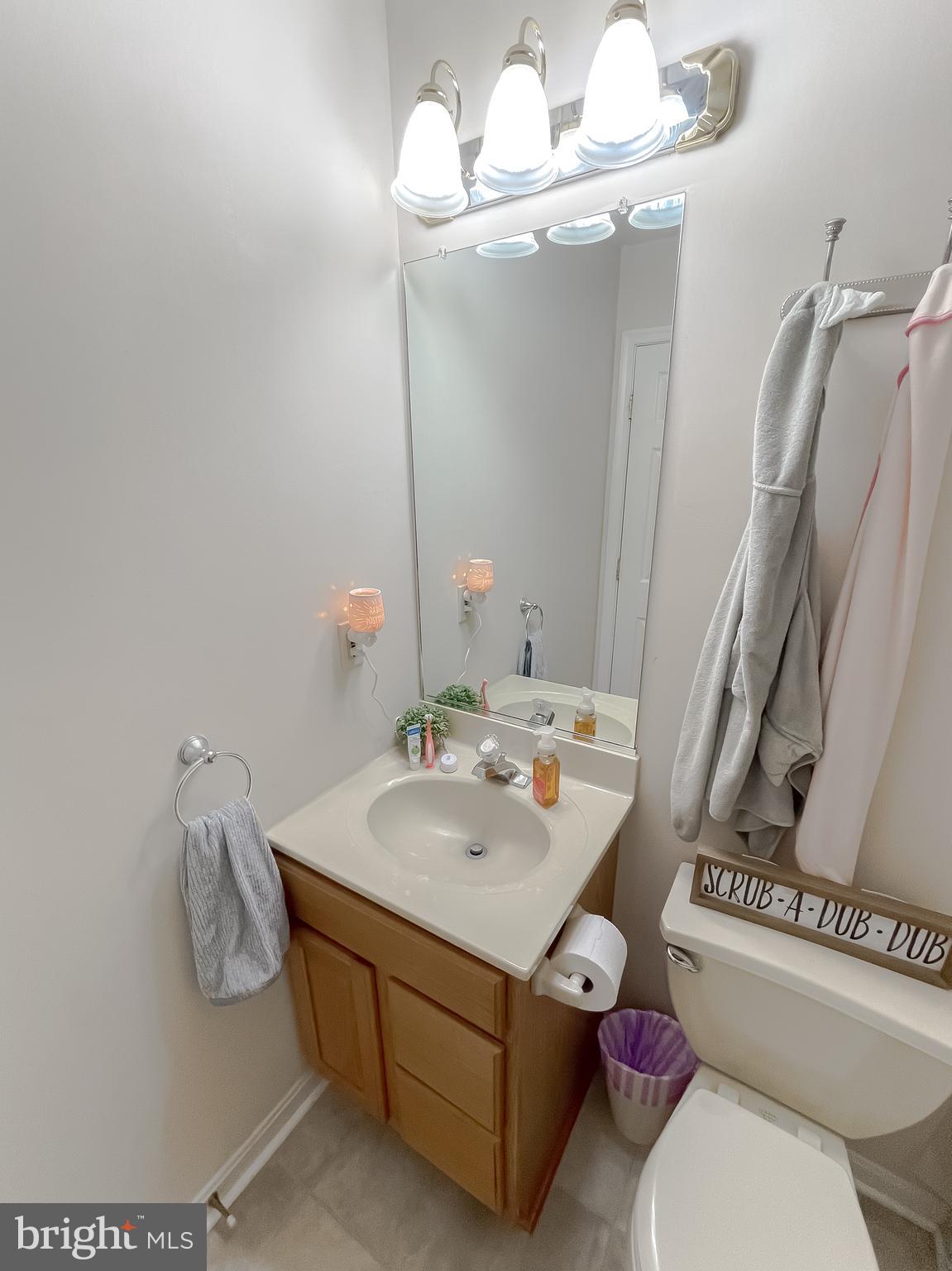 ORIOLE LANDING - Residential