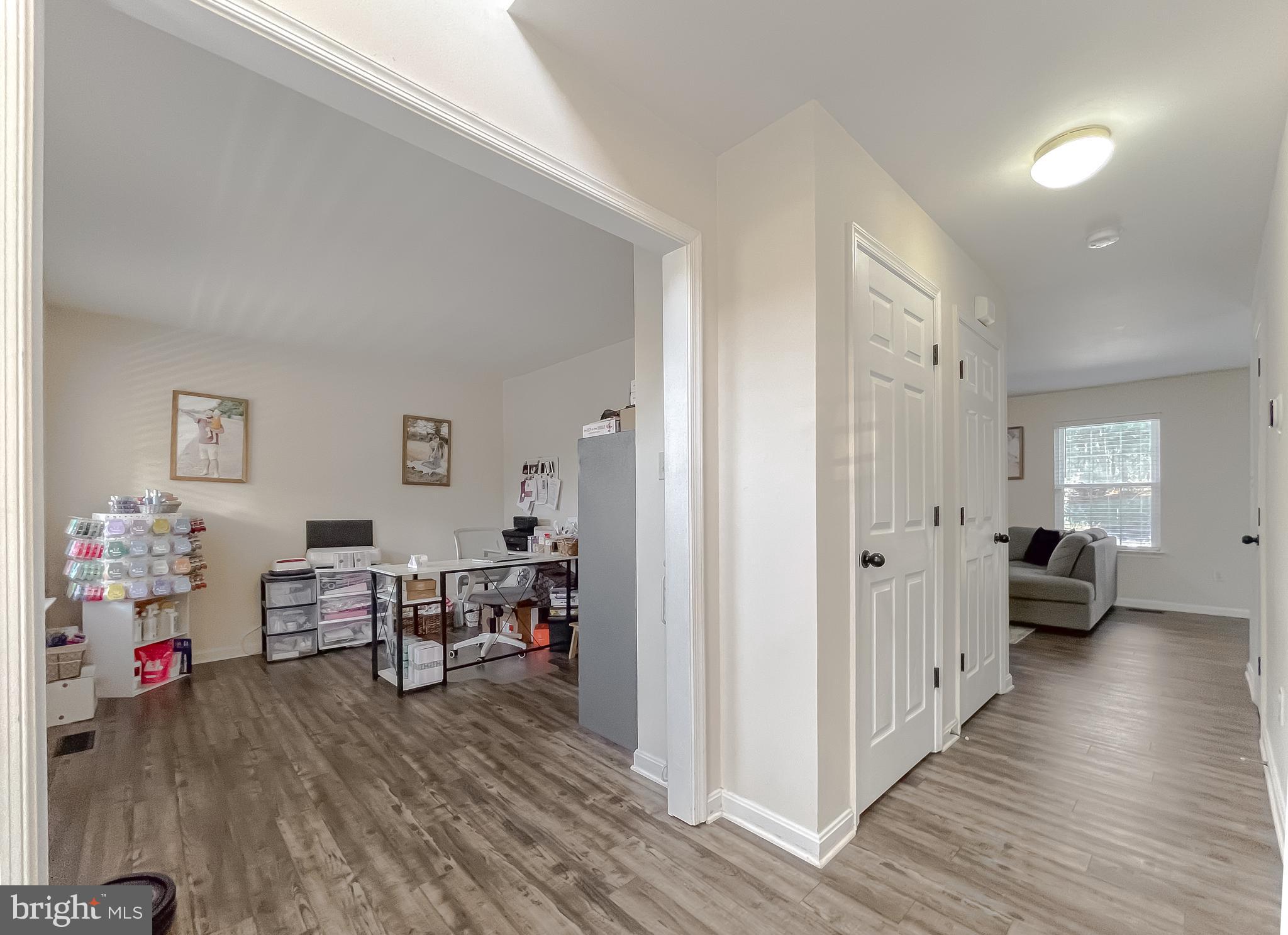 ORIOLE LANDING - Residential