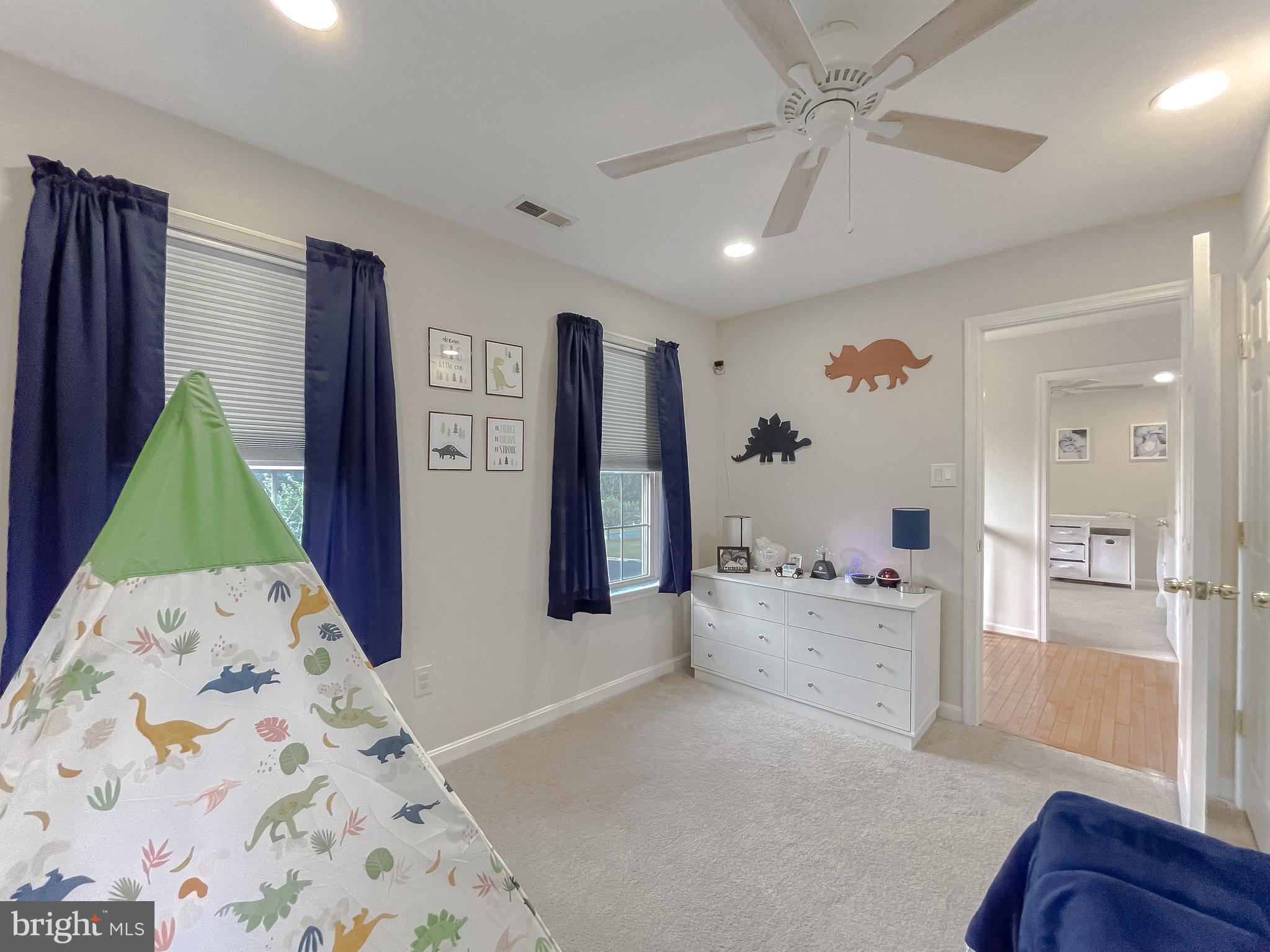 ORIOLE LANDING - Residential