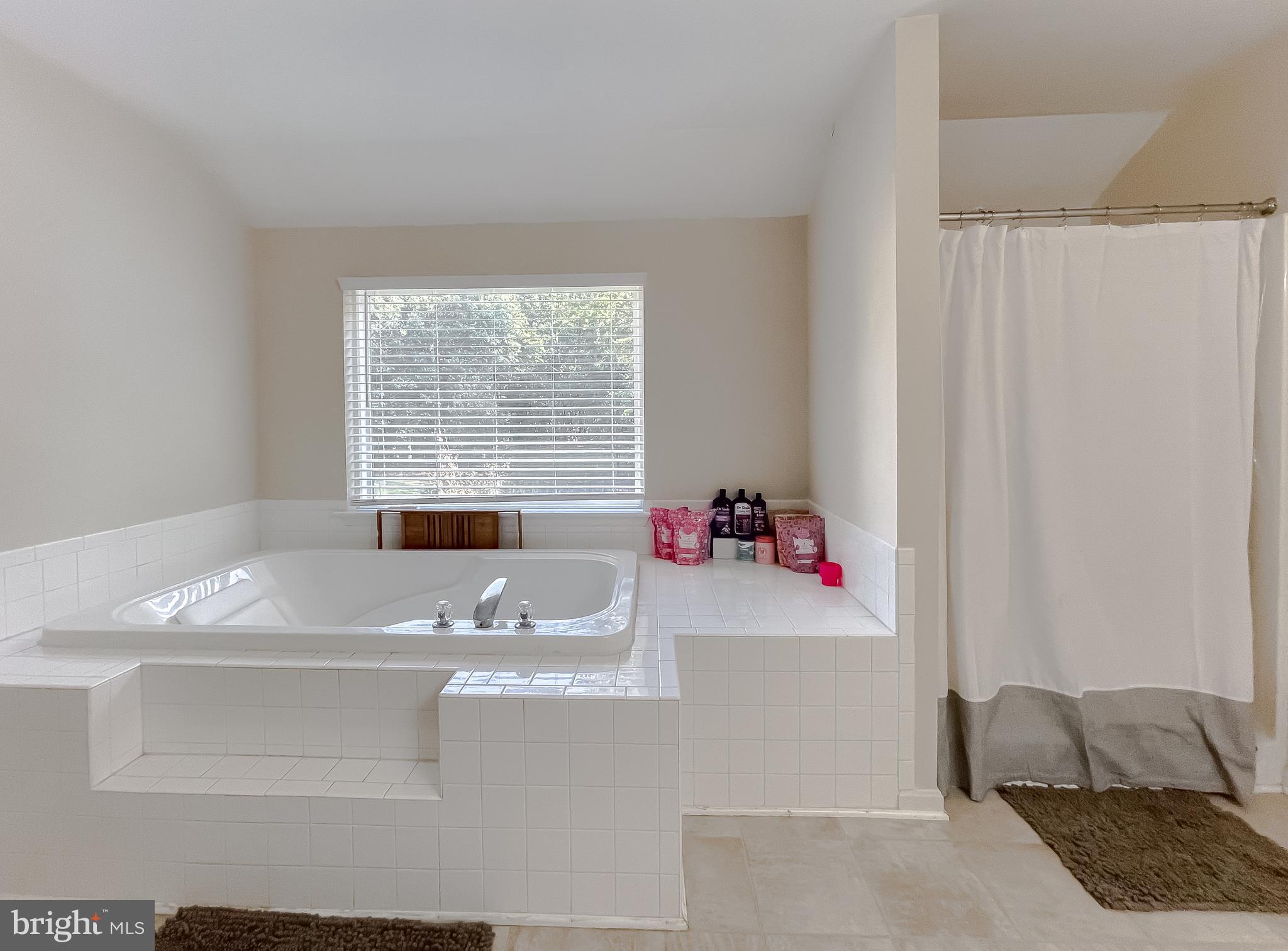 ORIOLE LANDING - Residential