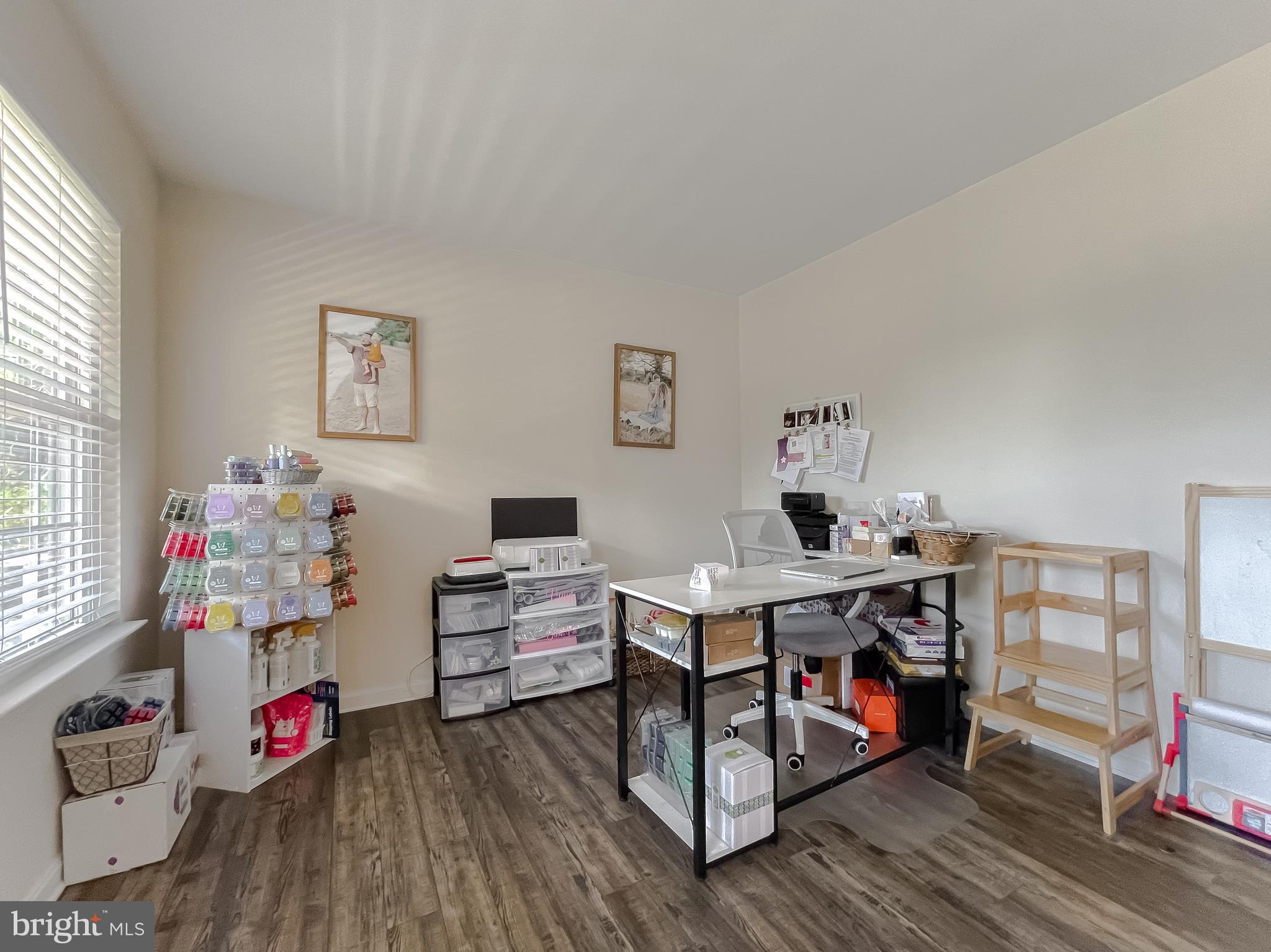 ORIOLE LANDING - Residential