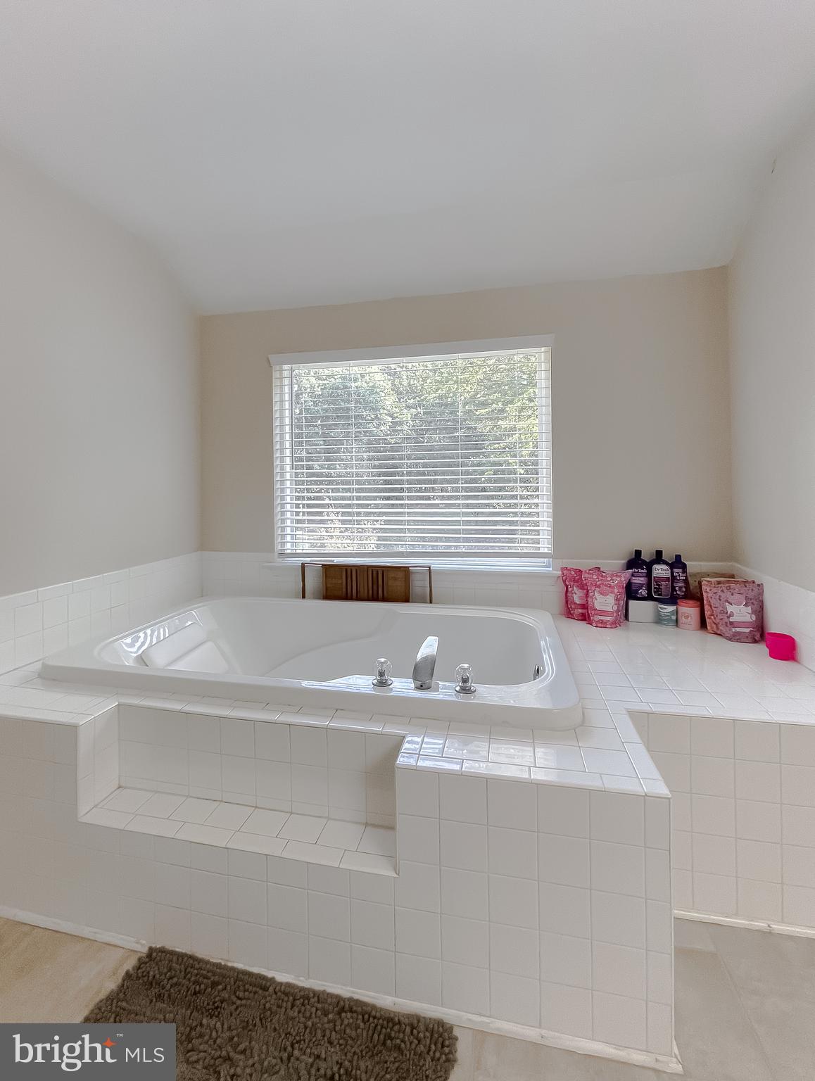 ORIOLE LANDING - Residential