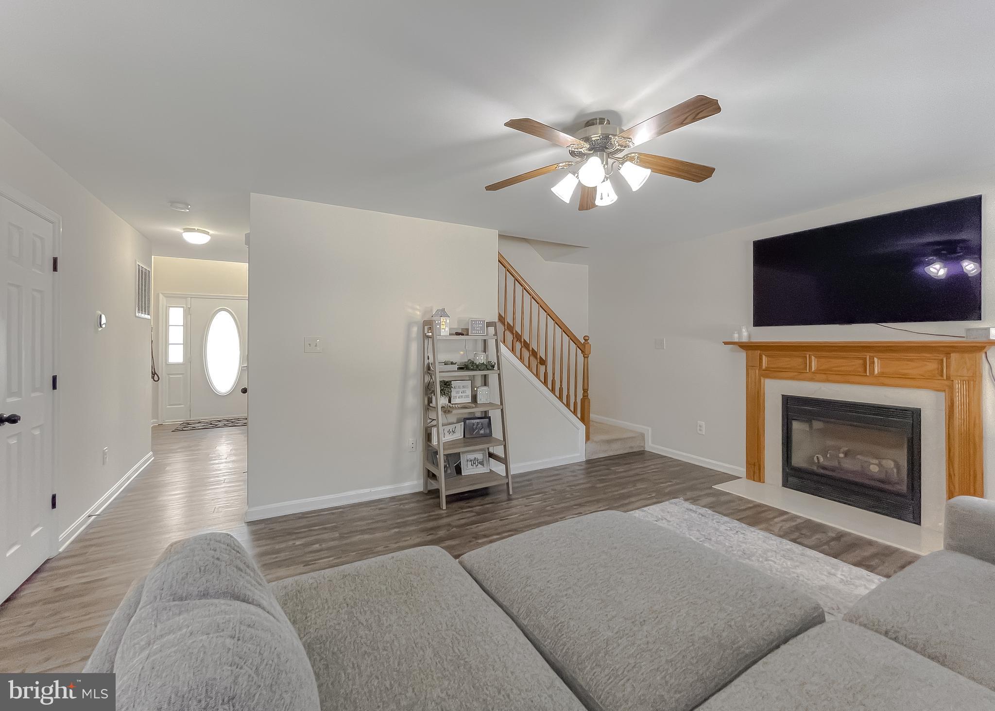 ORIOLE LANDING - Residential