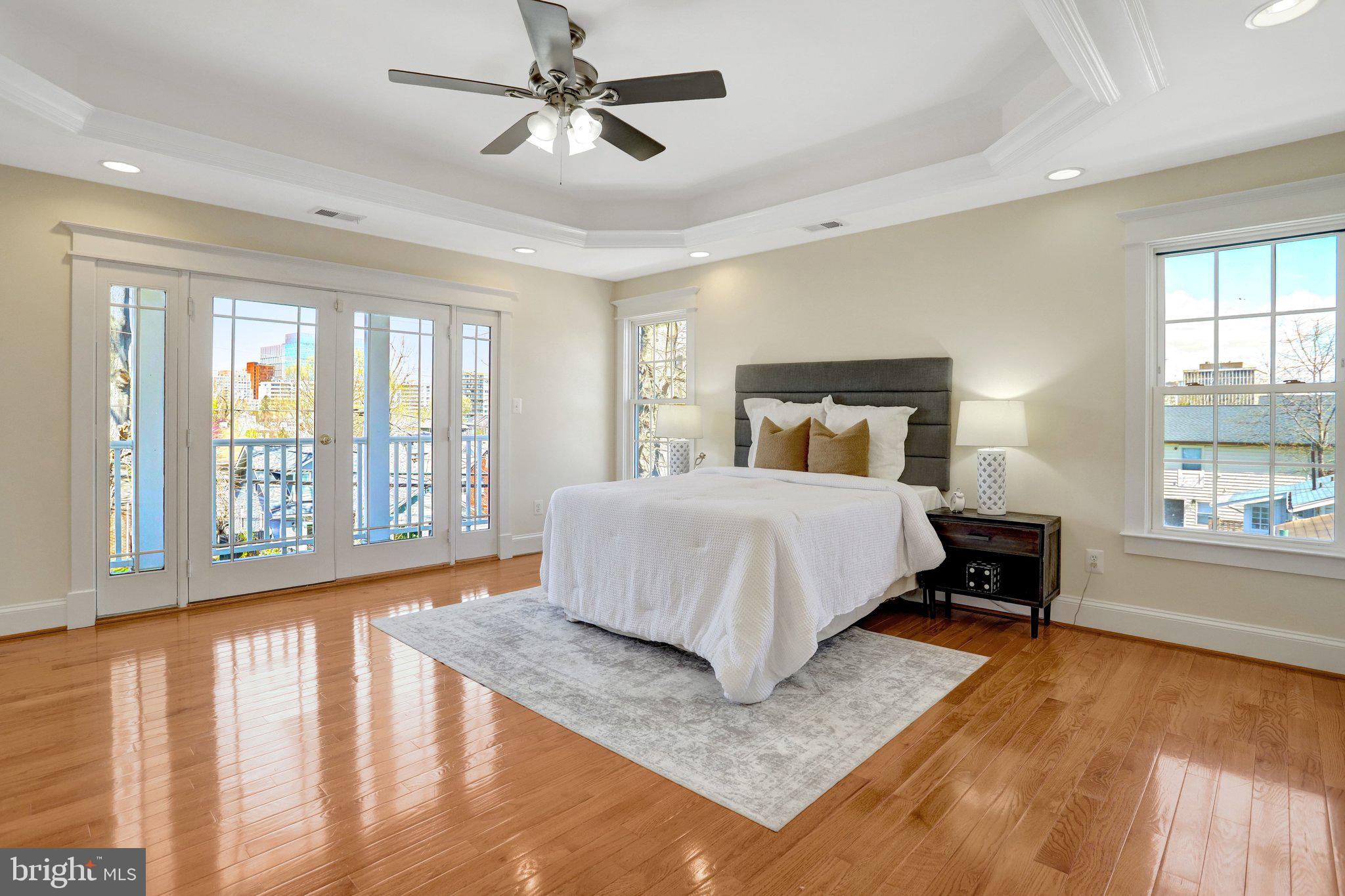 ADDISON HEIGHTS - Residential