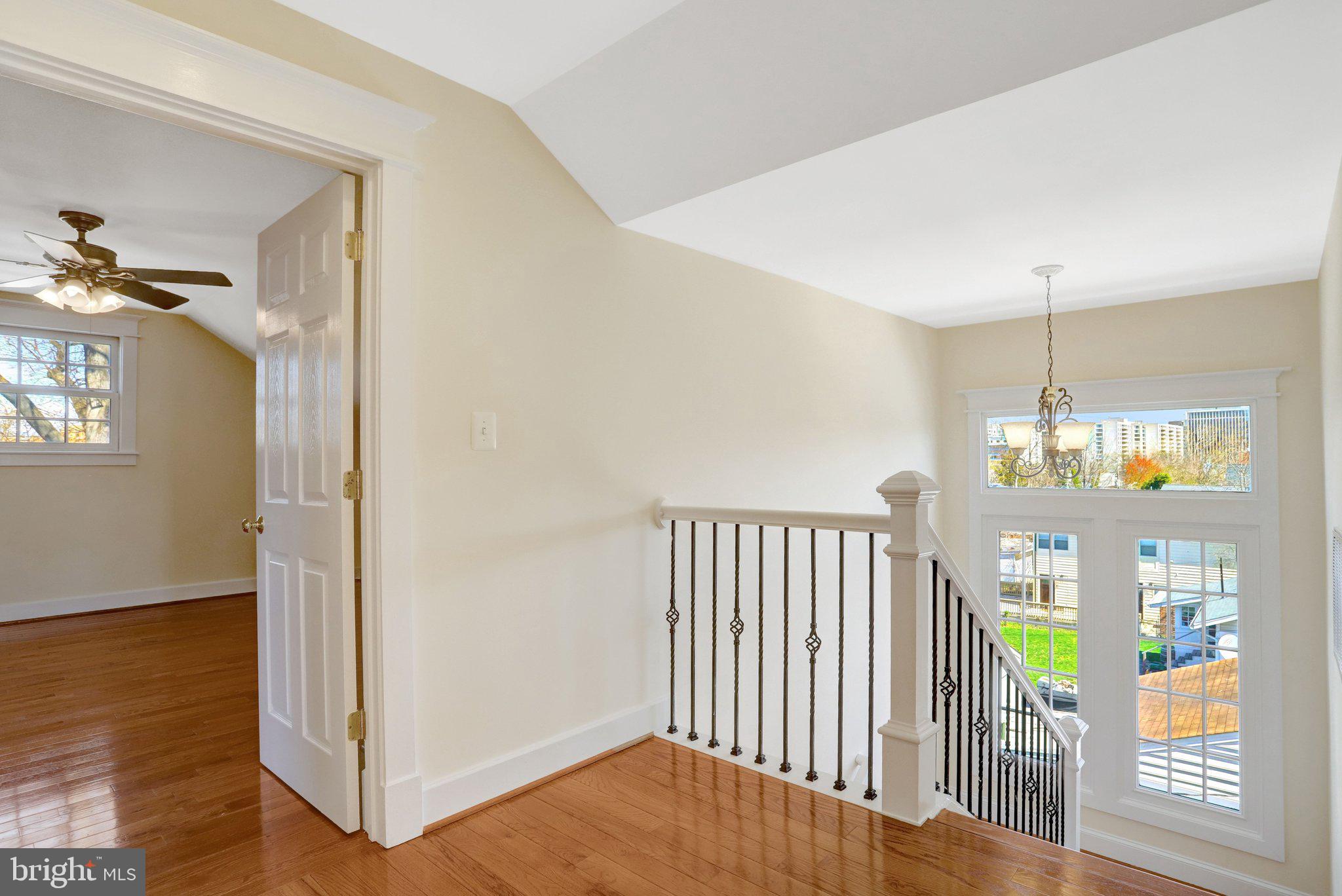 ADDISON HEIGHTS - Residential