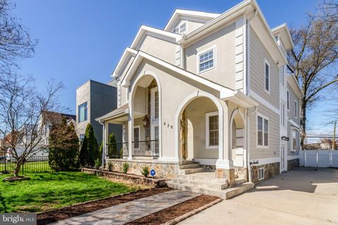 639 23RD STREET S ARLINGTON VA 22202