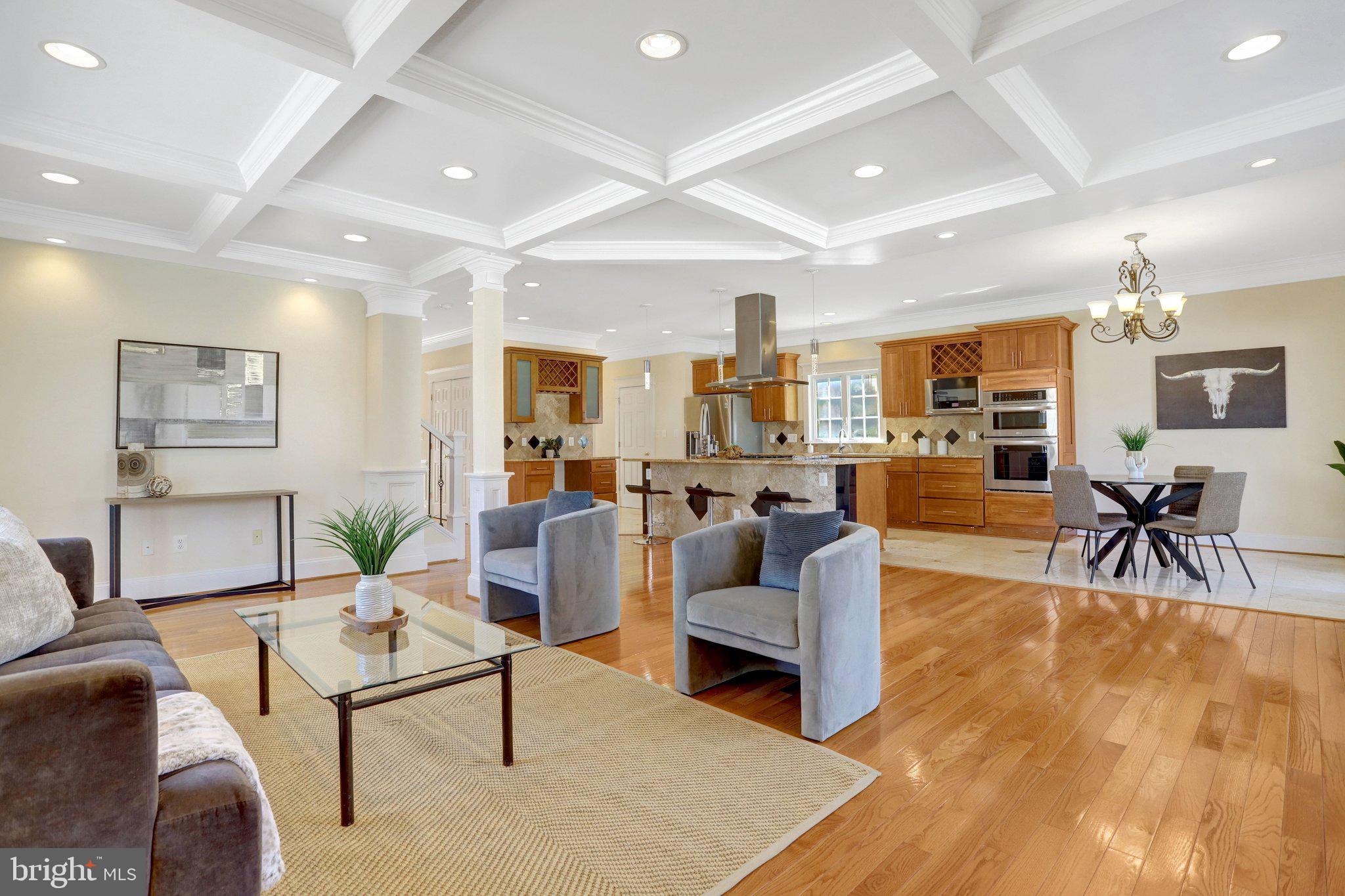 ADDISON HEIGHTS - Residential