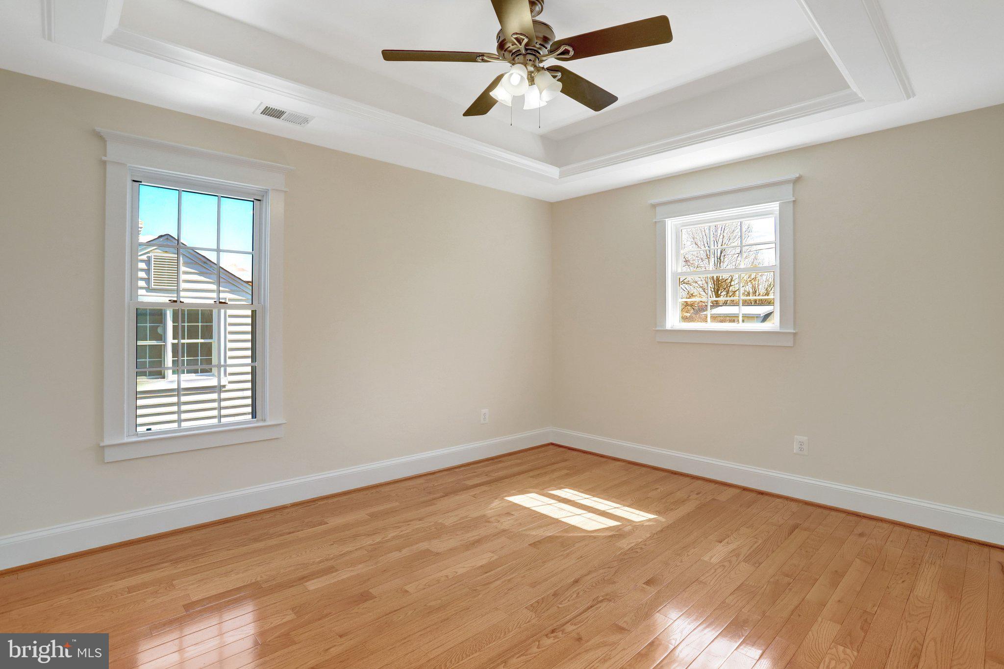 ADDISON HEIGHTS - Residential