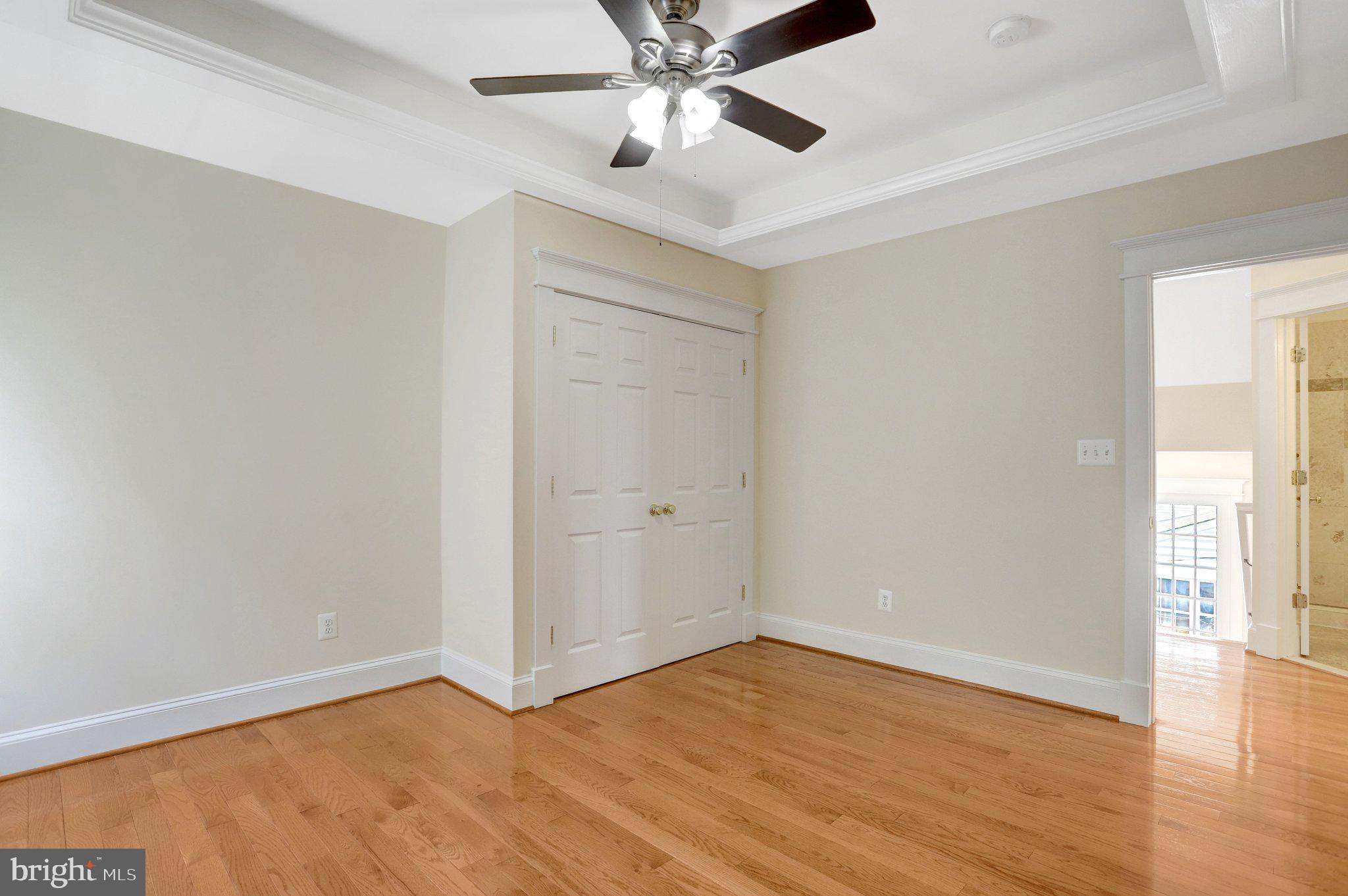 ADDISON HEIGHTS - Residential