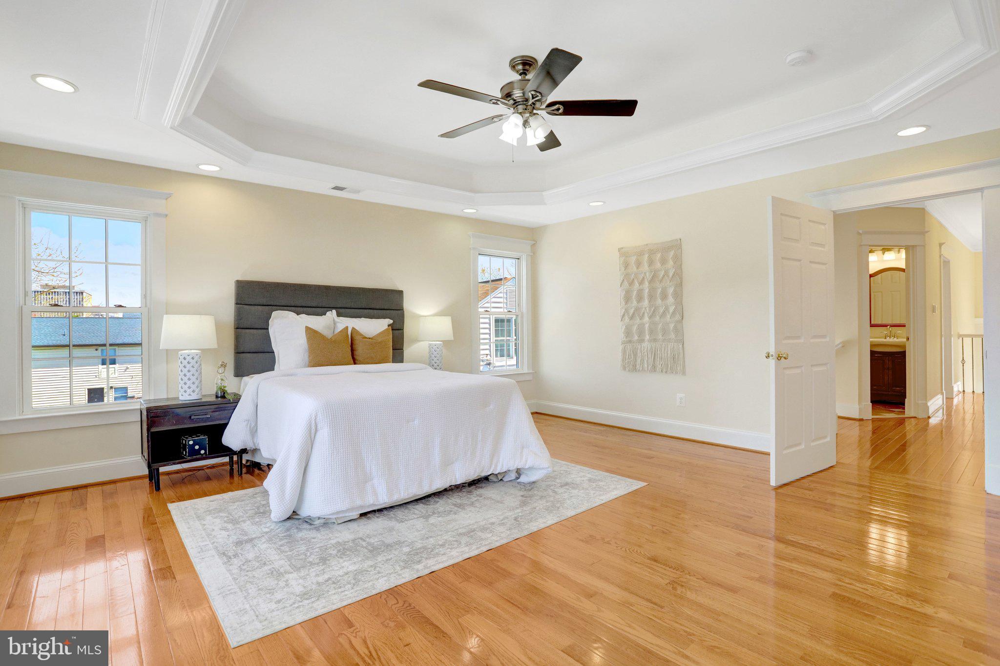 ADDISON HEIGHTS - Residential