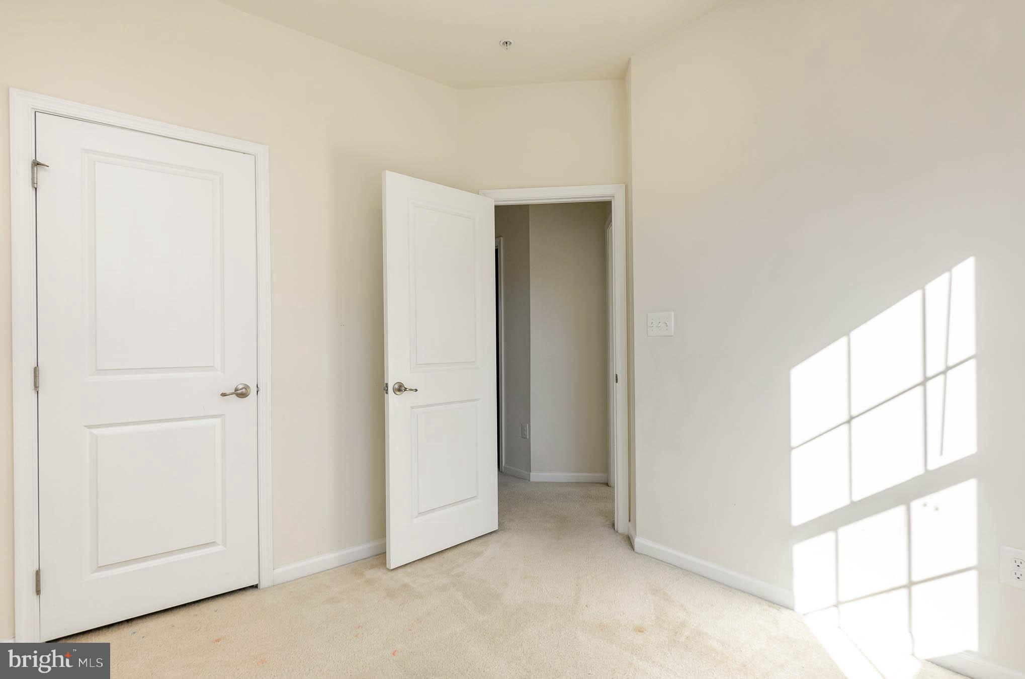 HOWARD SQUARE - Residential Lease