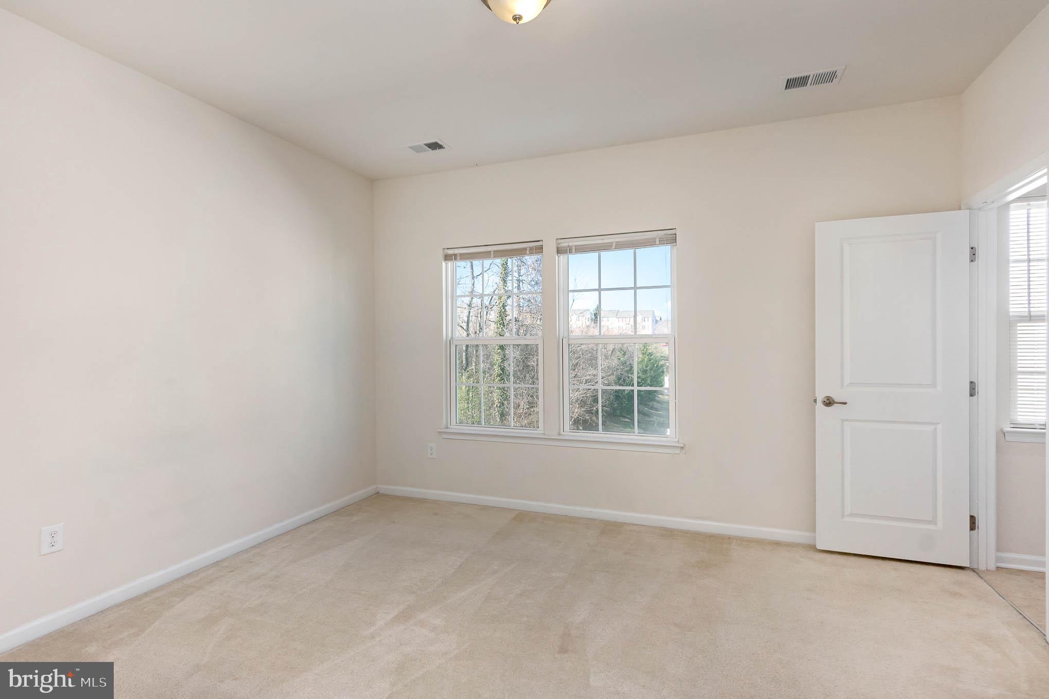 HOWARD SQUARE - Residential Lease