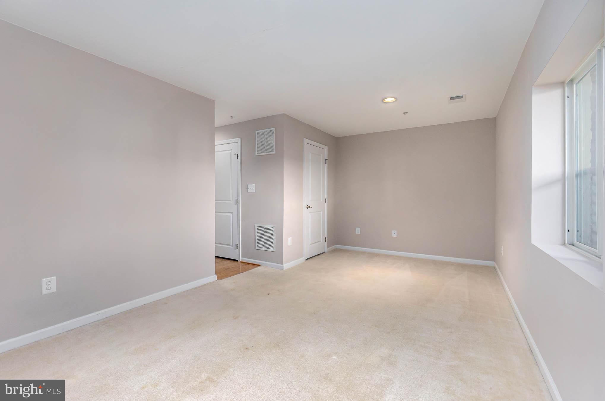 HOWARD SQUARE - Residential Lease