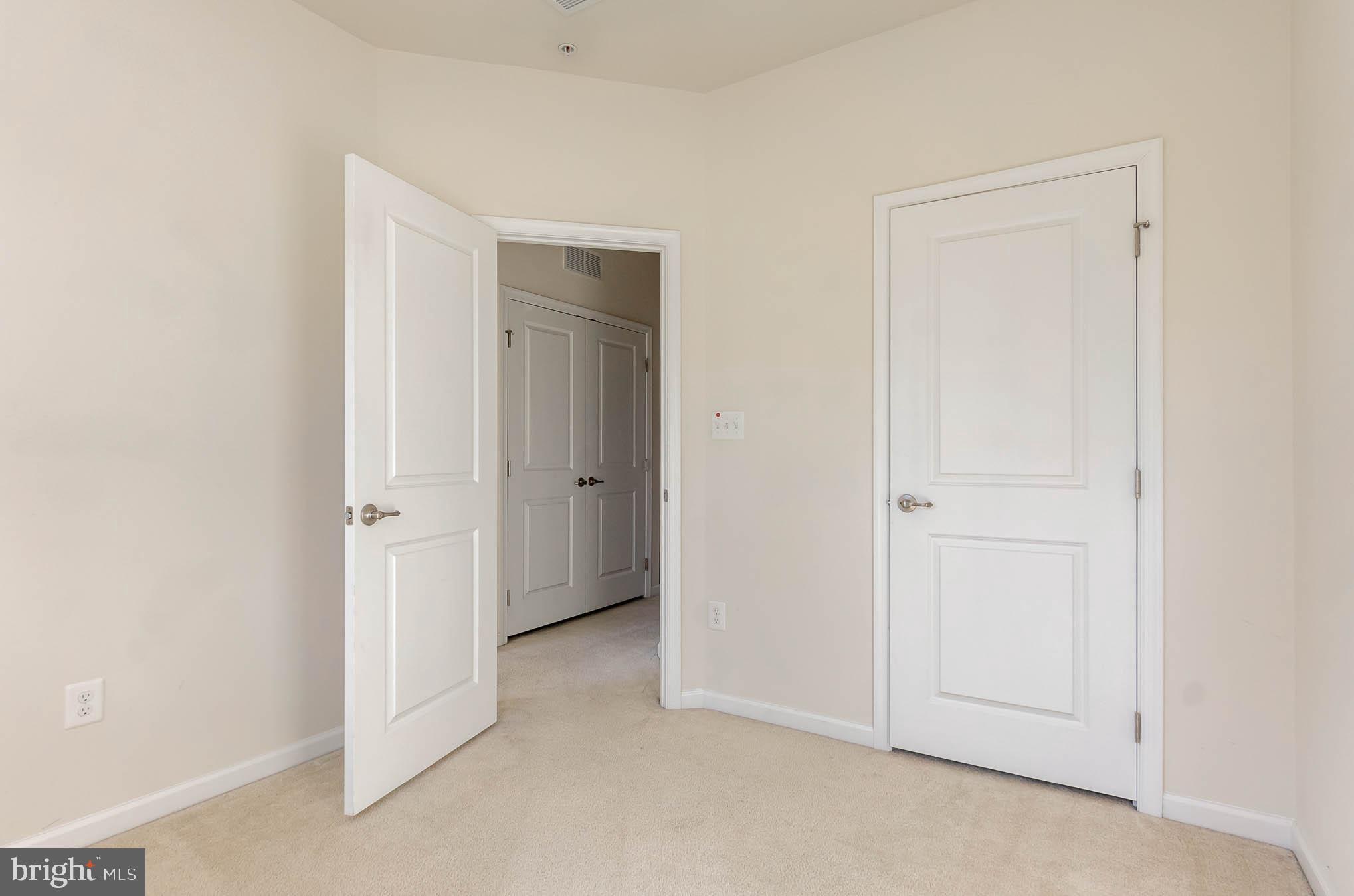 HOWARD SQUARE - Residential Lease