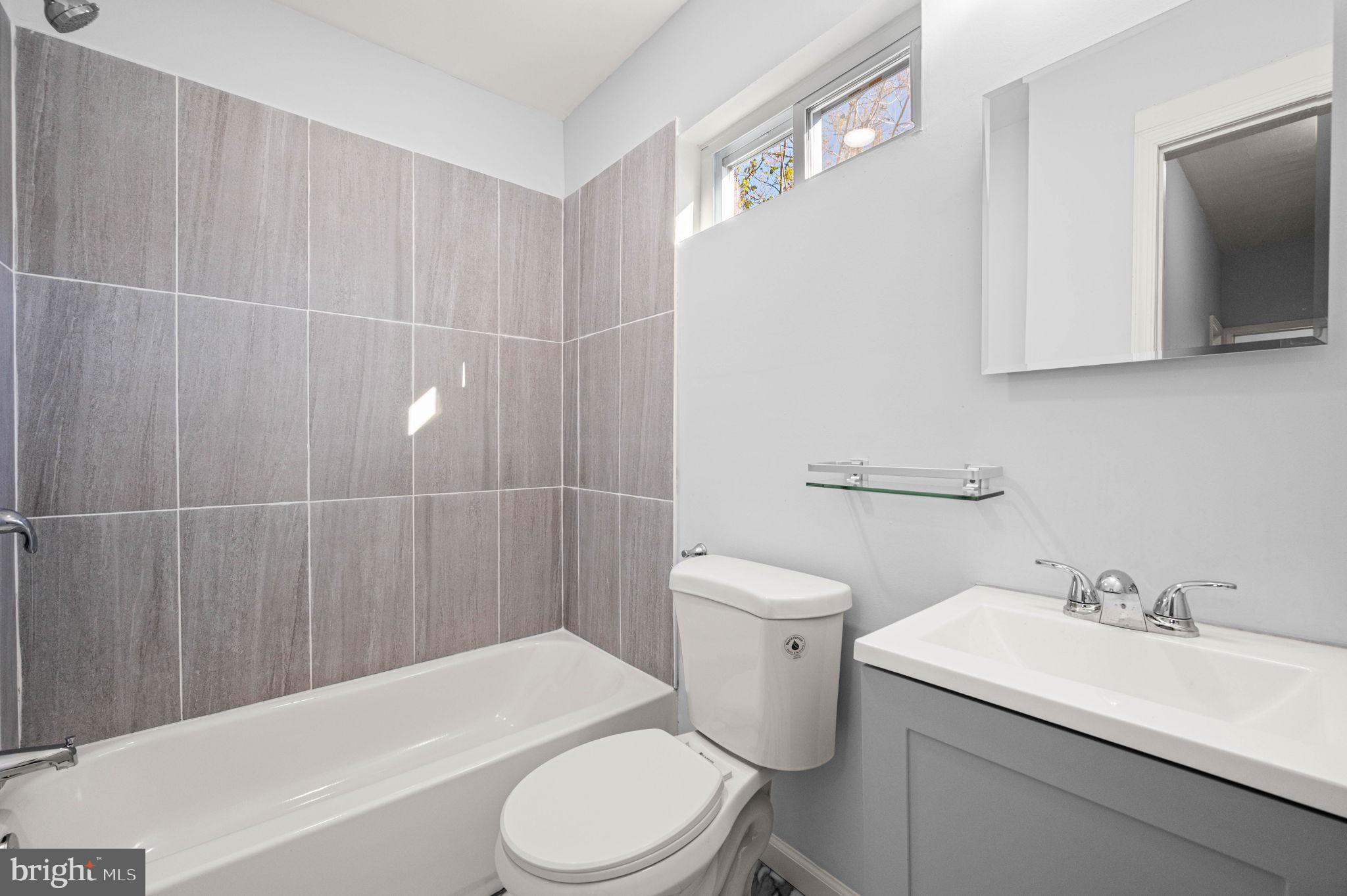 TEMPLE UNIVERSITY - Residential Lease